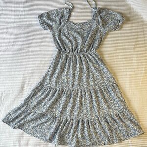 Monteau Blue and White Floral Top